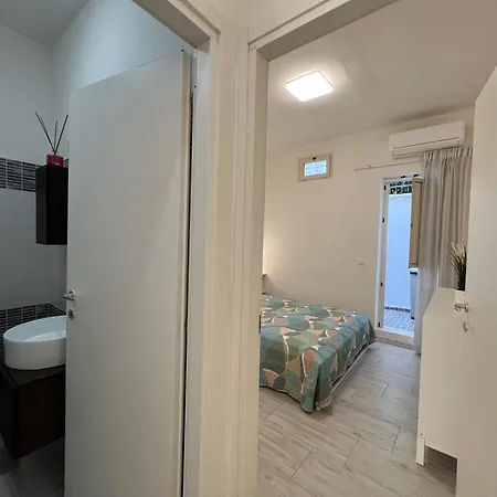 Darya Summer. Al Mare. Apartment Santa Maria al Bagno